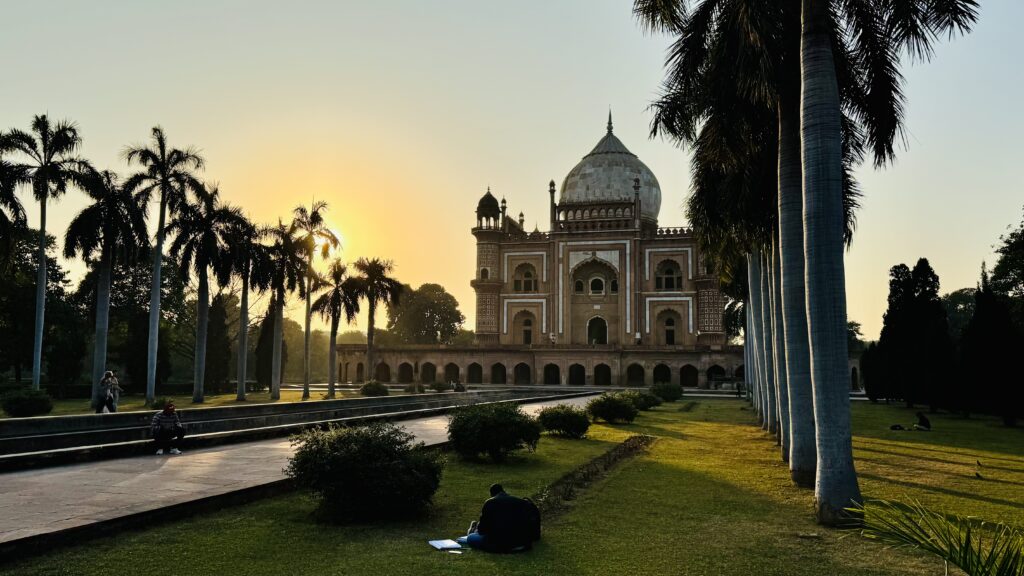 SafarjungTomb